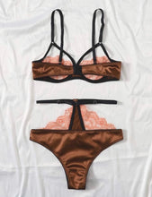 Load image into Gallery viewer, Underwire Harness Lingerie Set
